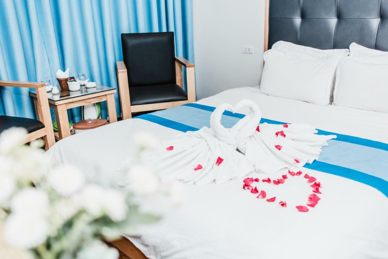 Hotel Royal Van Lung Dış mekan fotoğraf